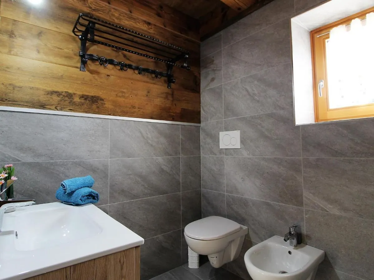 Belvilla By Oyo Pleasant Holiday Home With Garden Vigo di Cadore 0*,  Itálie